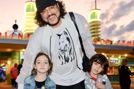 Filipp Kirkorov ilk dəfə Bakıya - ÖVLADLARI İLƏ GƏLİR - FOTO