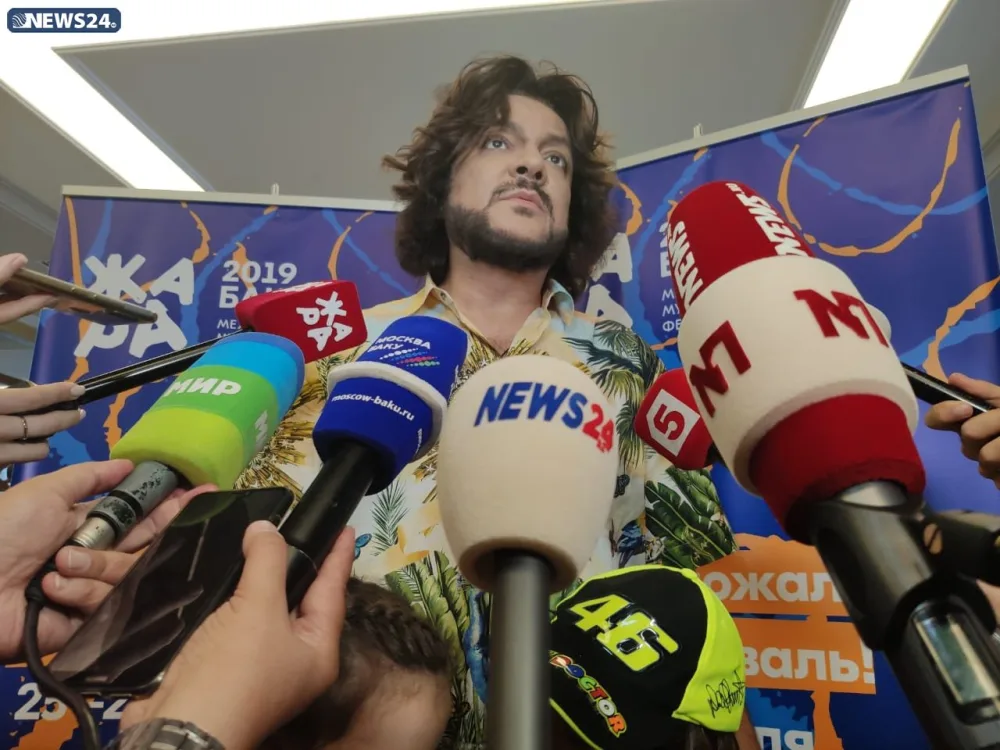 " Övladlarım səbrsizliklə gözləyir ki..." - Filipp Kirkorov - FOTO - YENİLƏNİB