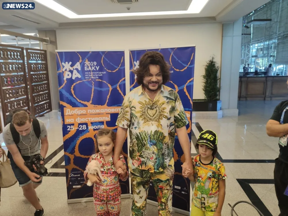 " Övladlarım səbrsizliklə gözləyir ki..." - Filipp Kirkorov - FOTO - YENİLƏNİB