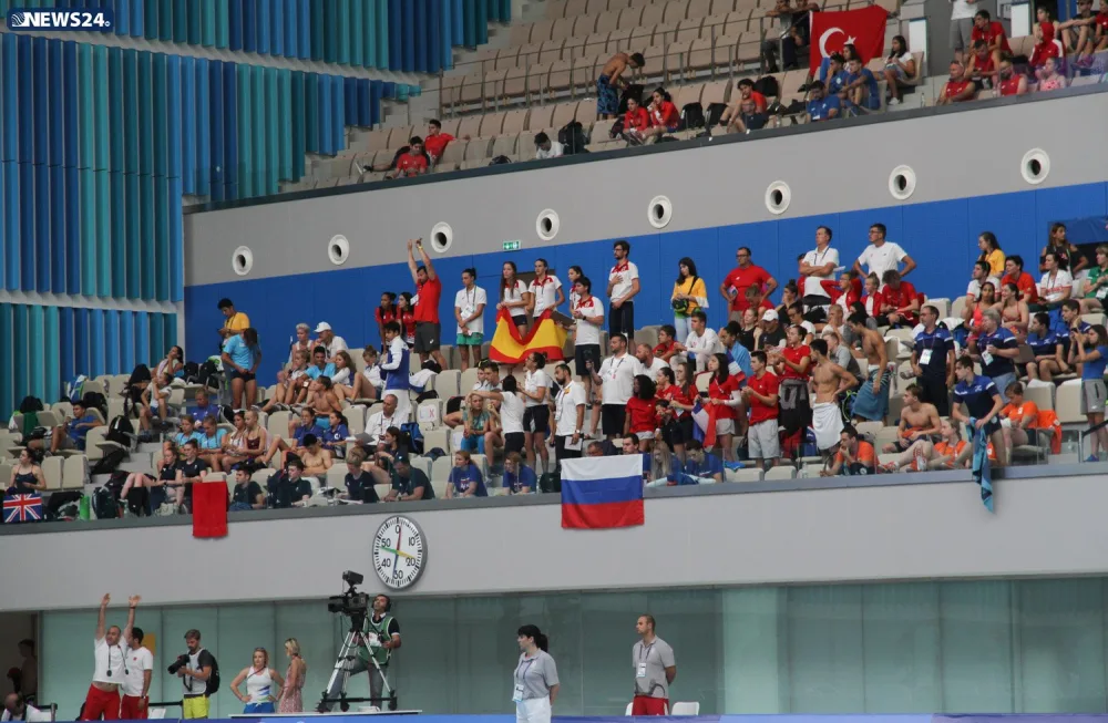 Üzgüçülük yarışlarının növbəti qalibləri müəyyənləşib - FOTOLAR