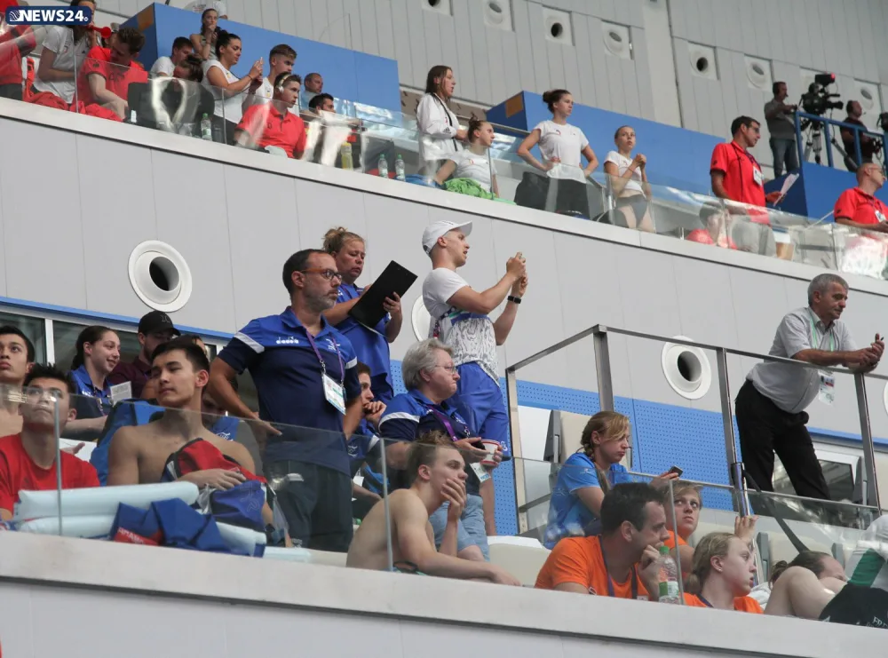 Üzgüçülük yarışlarının növbəti qalibləri müəyyənləşib - FOTOLAR