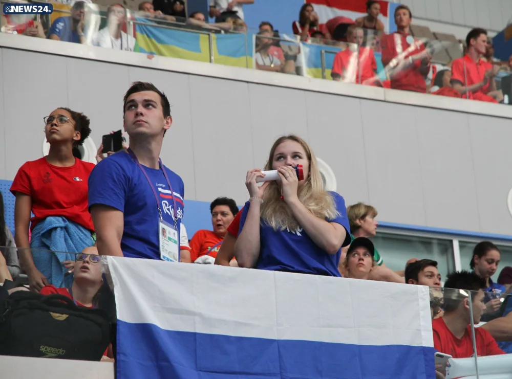 Üzgüçülük yarışlarının növbəti qalibləri müəyyənləşib - FOTOLAR