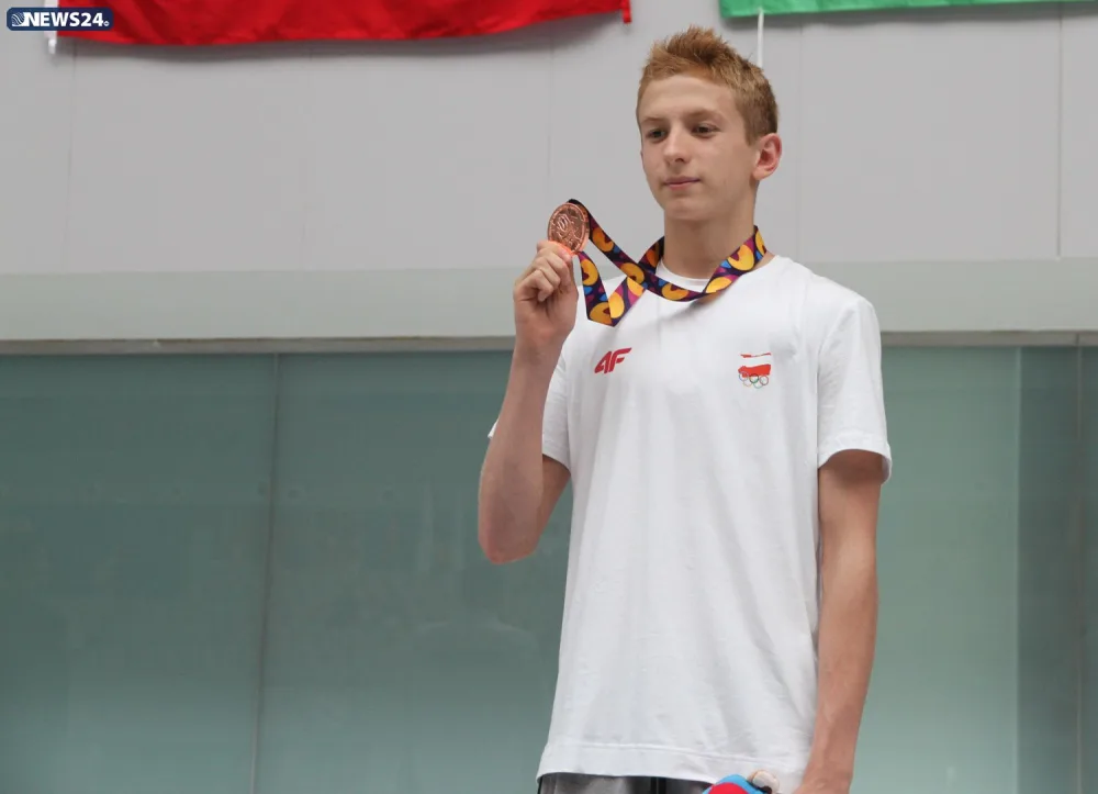 Üzgüçülük yarışlarının növbəti qalibləri müəyyənləşib - FOTOLAR