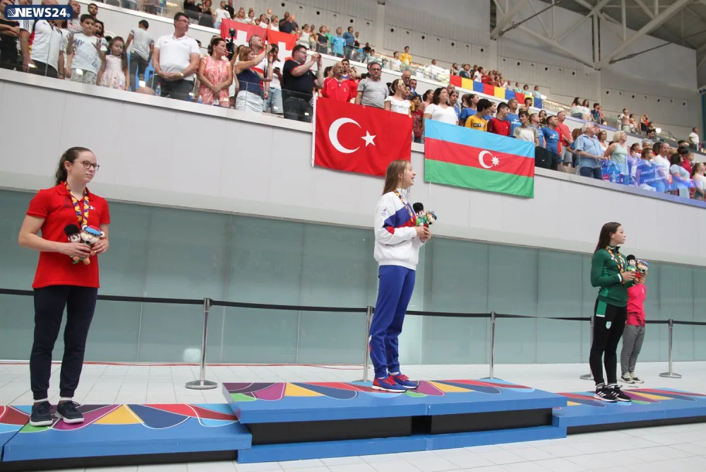 Üzgüçülük yarışlarının növbəti qalibləri müəyyənləşib - FOTOLAR