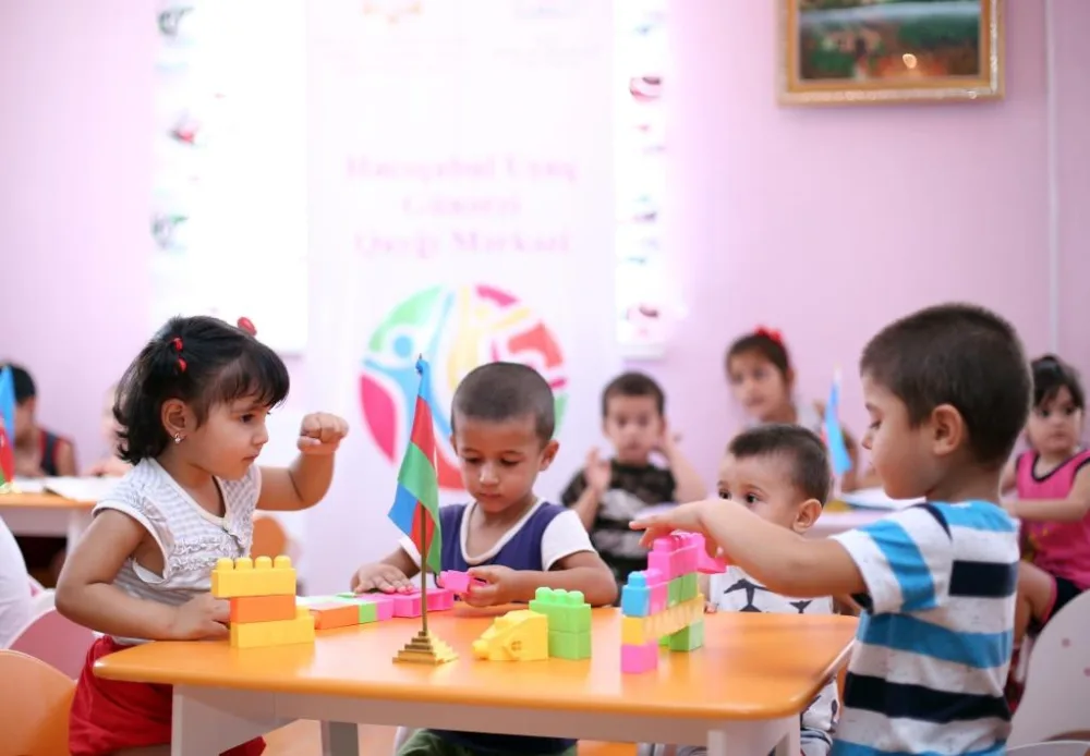 30 uşaq günərzi qayğı mərkəzinə - CƏLB OLUNDU