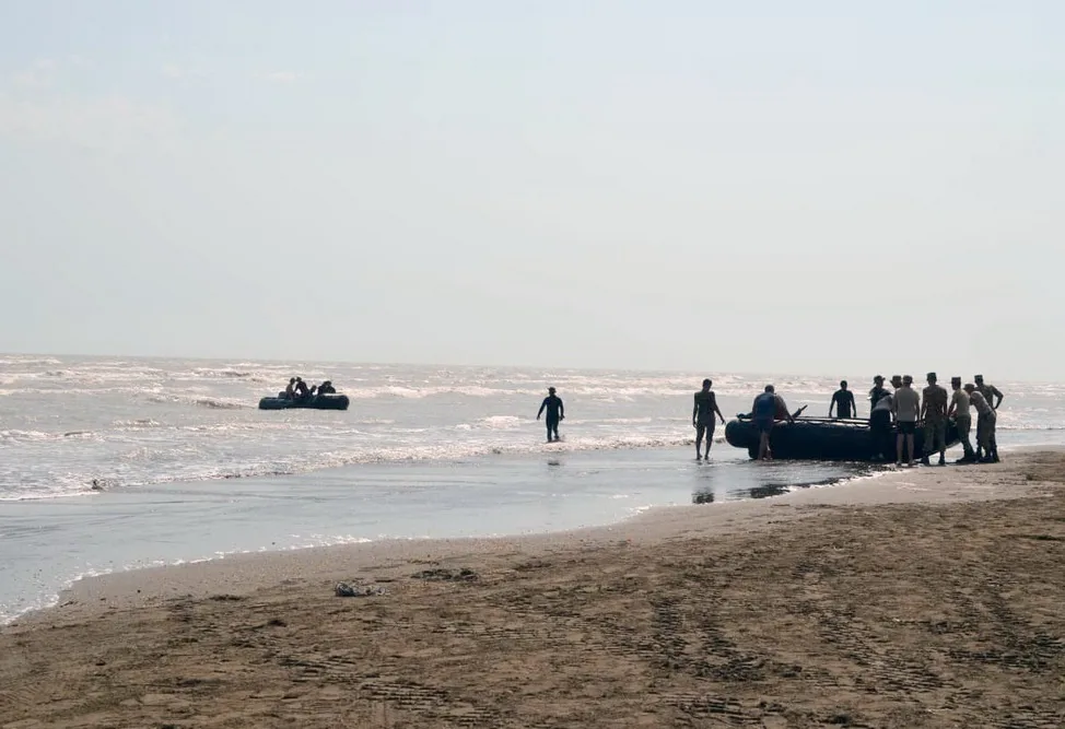 Qəzaya uğramış hərbi təyyarənin axtarışı davam edir - MÜDAFİƏ NAZİRLİYİ - FOTO