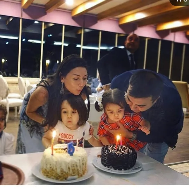 3 uşaq anası Safuranın ailəsi ilə - Fotoları