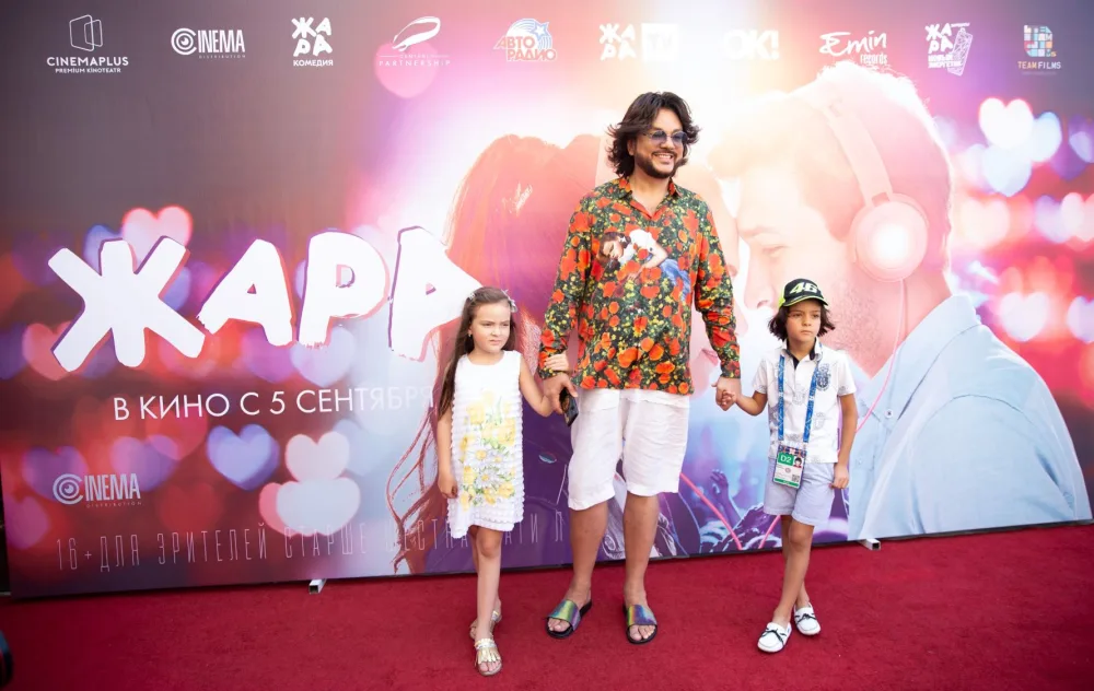 Ən ulduzlu komediya filminin nümayişi keçirildi - FOTOLAR