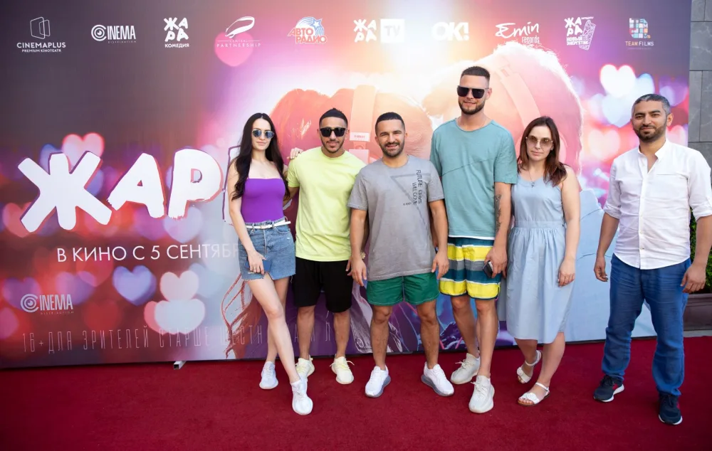 Ən ulduzlu komediya filminin nümayişi keçirildi - FOTOLAR