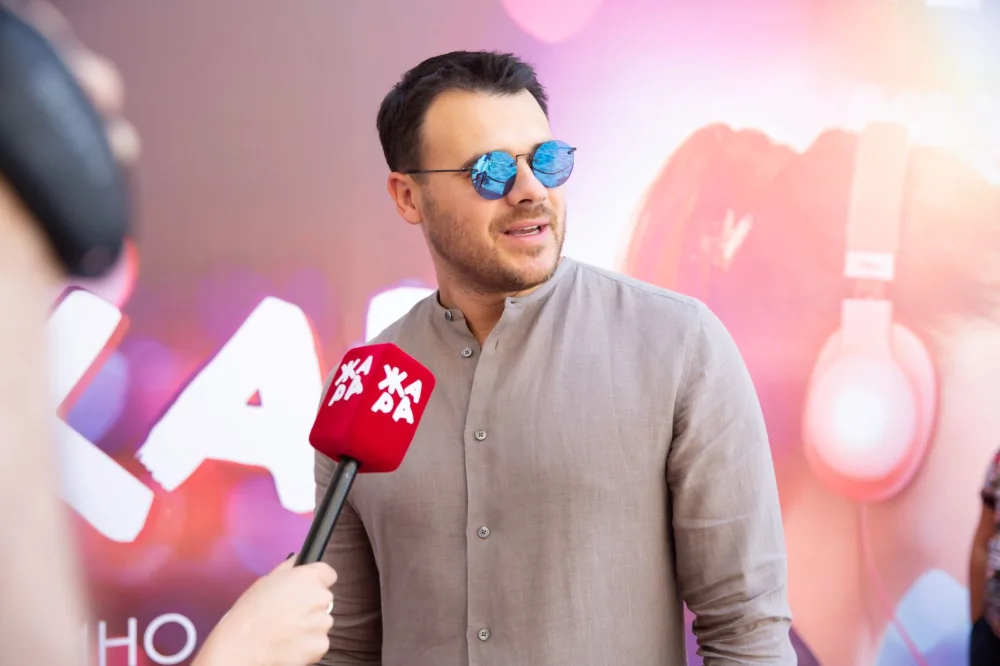 Ən ulduzlu komediya filminin nümayişi keçirildi - FOTOLAR