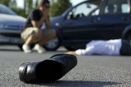 "Peugeot"la kişini vurdu, hadisə yerində ÖLDÜ