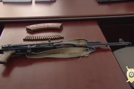 Polis Bakıda əməliyyat keçirib, silah və narkotik aşkarlanıb - FOTOLAR
