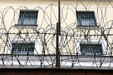 Bakıda əri ilə görüşə gedən qadının alt paltarından çıxanlar - hamını şoka saldı