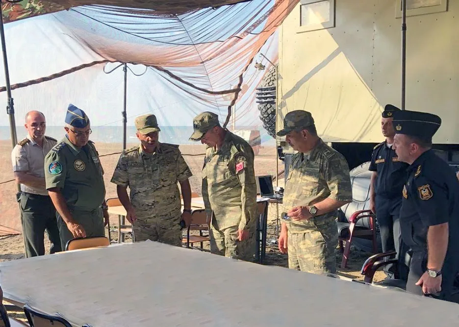 Qəzaya uğramış hərbi təyyarənin axtarışına - Türkiyəli mütəxəssislər cəlb edilib - FOTO