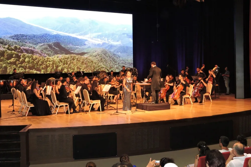 XI Qəbələ Beynəlxalq Musiqi Festivalının açılış mərasimi keçirilib