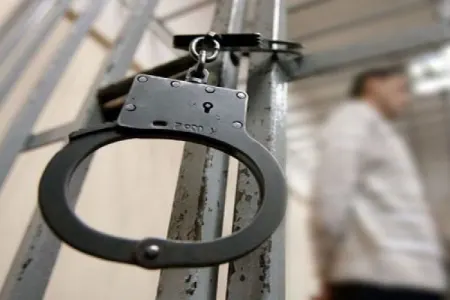 Rusiyadan qaçıb Bakıda gizlənən -  “Ağdam bandası”nın killer başçısına 13 il həbs verildi