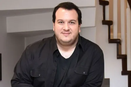 "Hər kəsi xərçəngə yoluxdurub, rədd olub gedəcəklər" - Məşhur aktyor od püskürdü