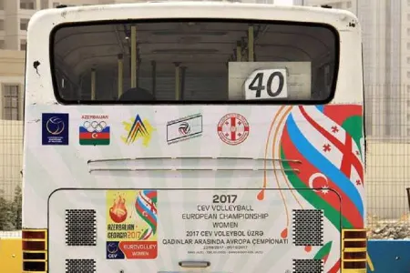 Bakıda 40 saylı marşrut avtobusu yandı