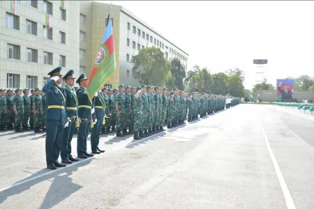 Göytəpə şəhərində gənc əsgərlərin andiçmə mərasimi keçirilib