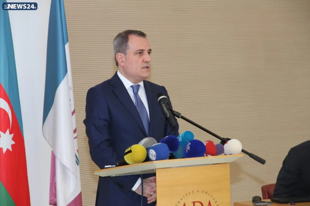 Bakıda Beynəlxalq İnformatika Olimpiadası BAŞLAYIR - FOTOLAR