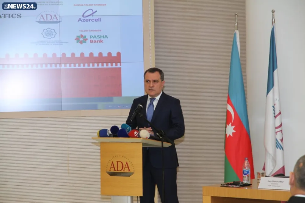 Bakıda Beynəlxalq İnformatika Olimpiadası BAŞLAYIR - FOTOLAR