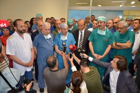 Azərbaycanlı cərrahın əməliyyatı - REKORDLAR KİTABINA DÜŞDÜ