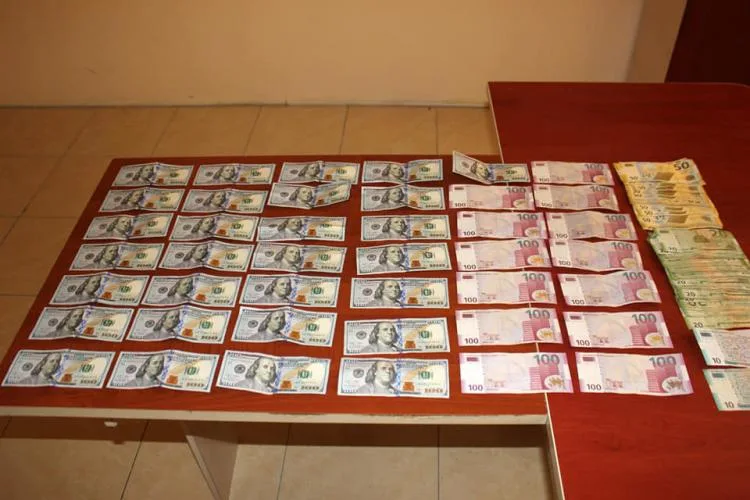 Oğul öz atasının evindən 47 min dollar - OĞURLADI - QUBADA - FOTO