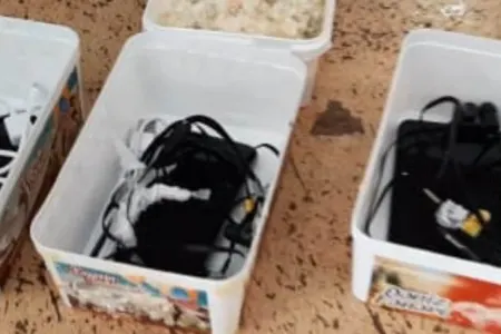 Bakıda həbsxanaya telefon keçirmək İSTƏDİLƏR