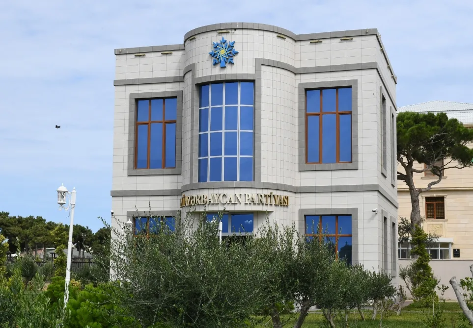 YAP Pirallahı Rayon Təşkilatının yeni inzibati binasının açılışı oldu - FOTO- YENİLƏNDİ