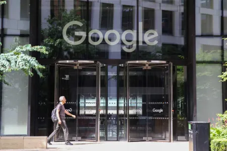 "Google"da skandal - HAMİLƏ İŞÇİ 10 MİN NƏFƏRƏ...