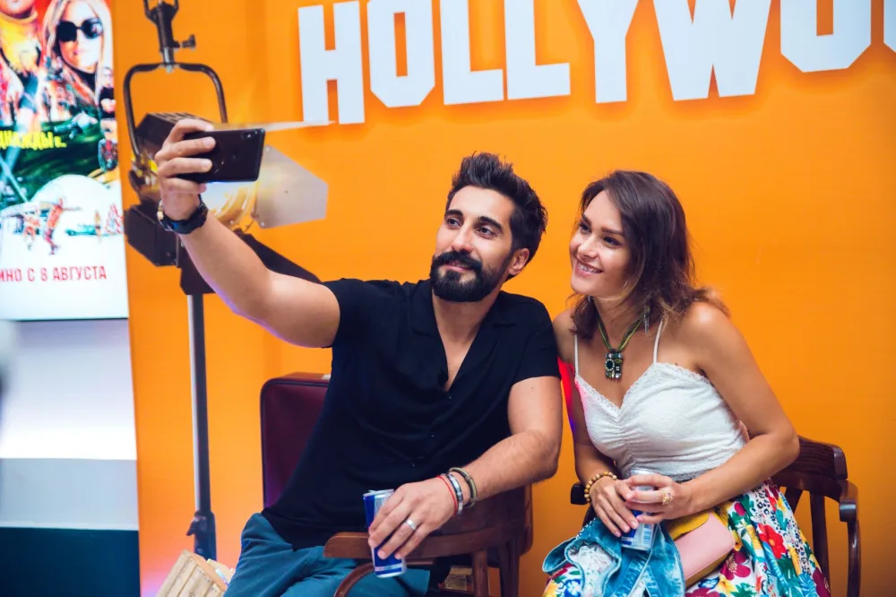 Tarantinonun doqquzuncu filmi - BAKIDA DA YAYIMLANDI - FOTO - VİDEO