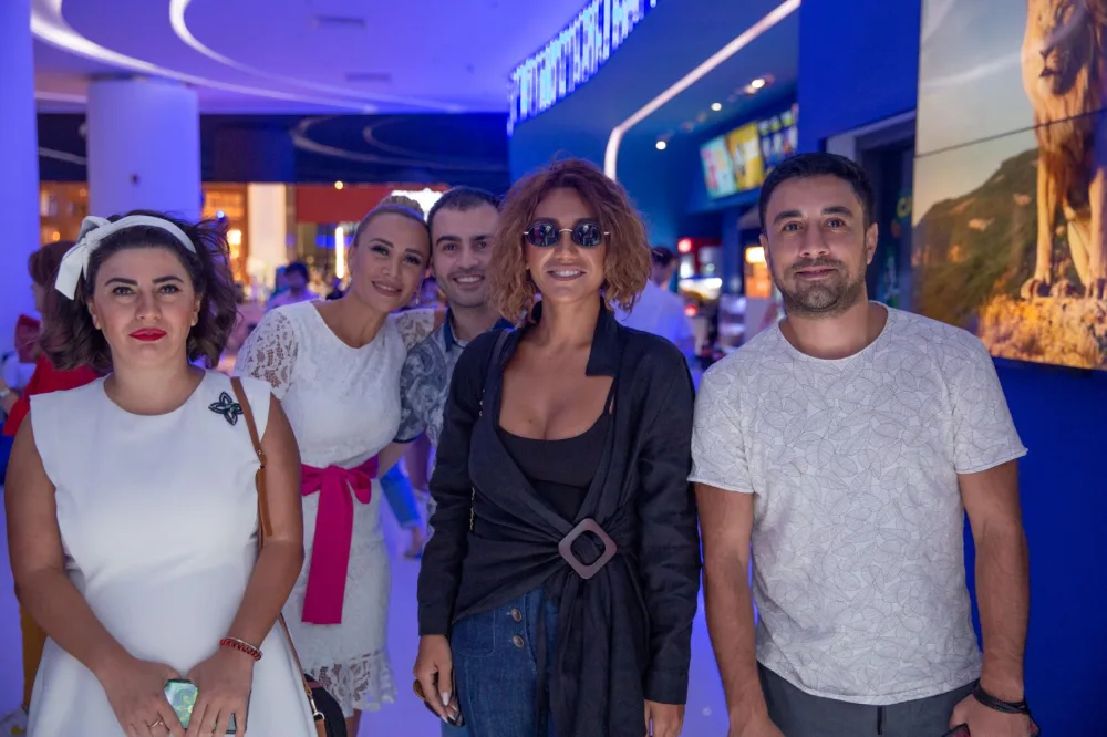 Tarantinonun doqquzuncu filmi - BAKIDA DA YAYIMLANDI - FOTO - VİDEO