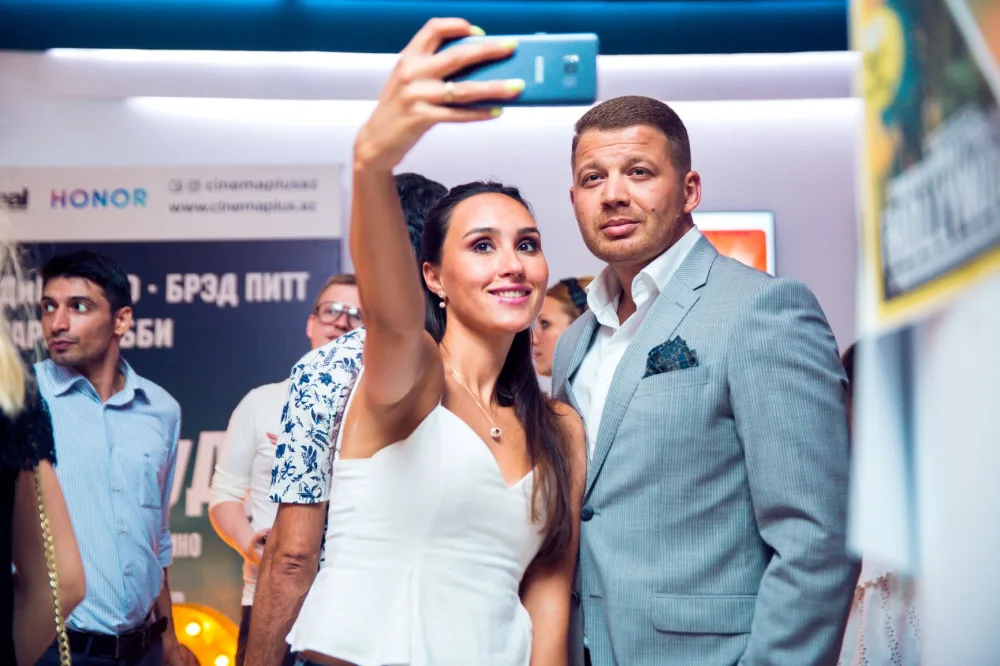 Tarantinonun doqquzuncu filmi - BAKIDA DA YAYIMLANDI - FOTO - VİDEO