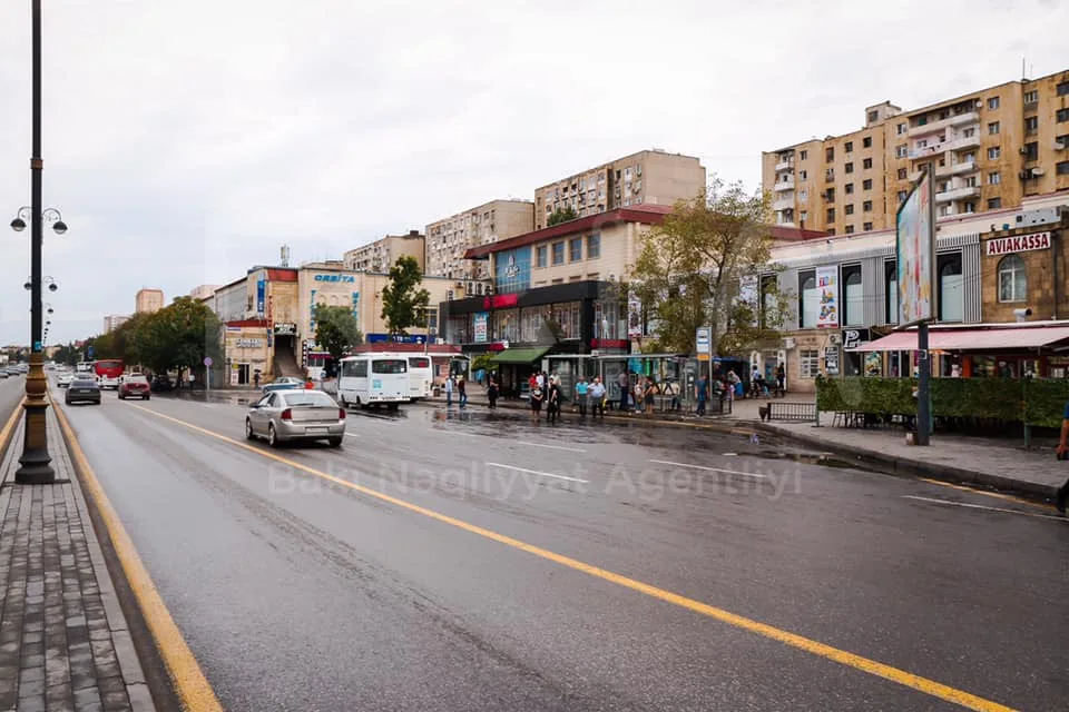 Metro stansiyalarının ətrafına - NƏZARƏT GÜCLƏNDİRİLDİ - FOTO