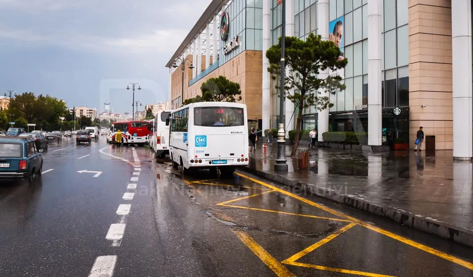 Metro stansiyalarının ətrafına - NƏZARƏT GÜCLƏNDİRİLDİ - FOTO