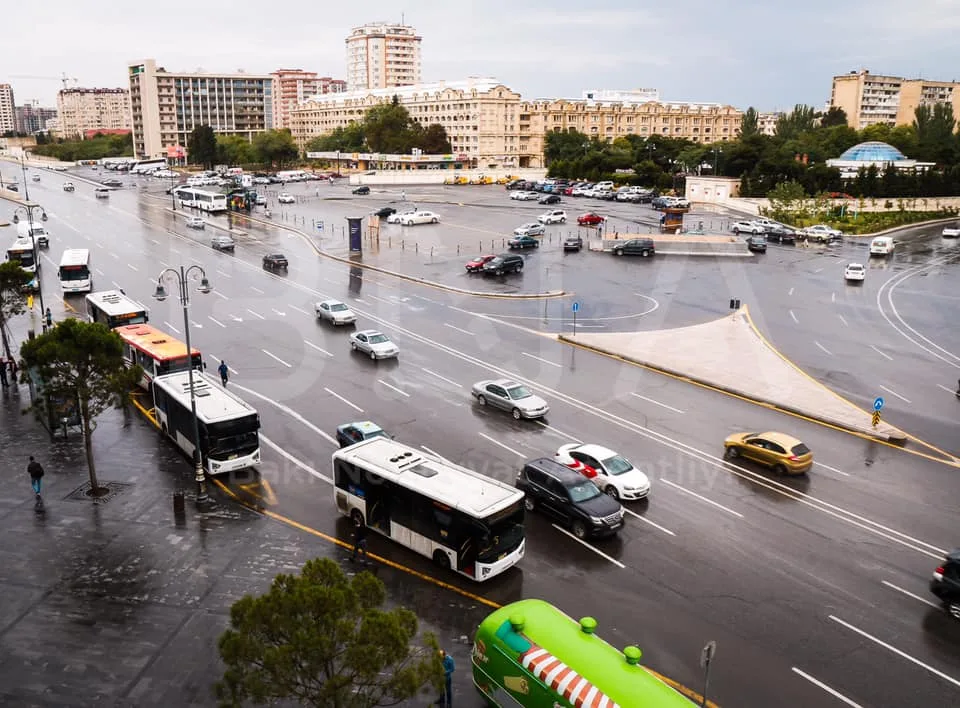 Metro stansiyalarının ətrafına - NƏZARƏT GÜCLƏNDİRİLDİ - FOTO