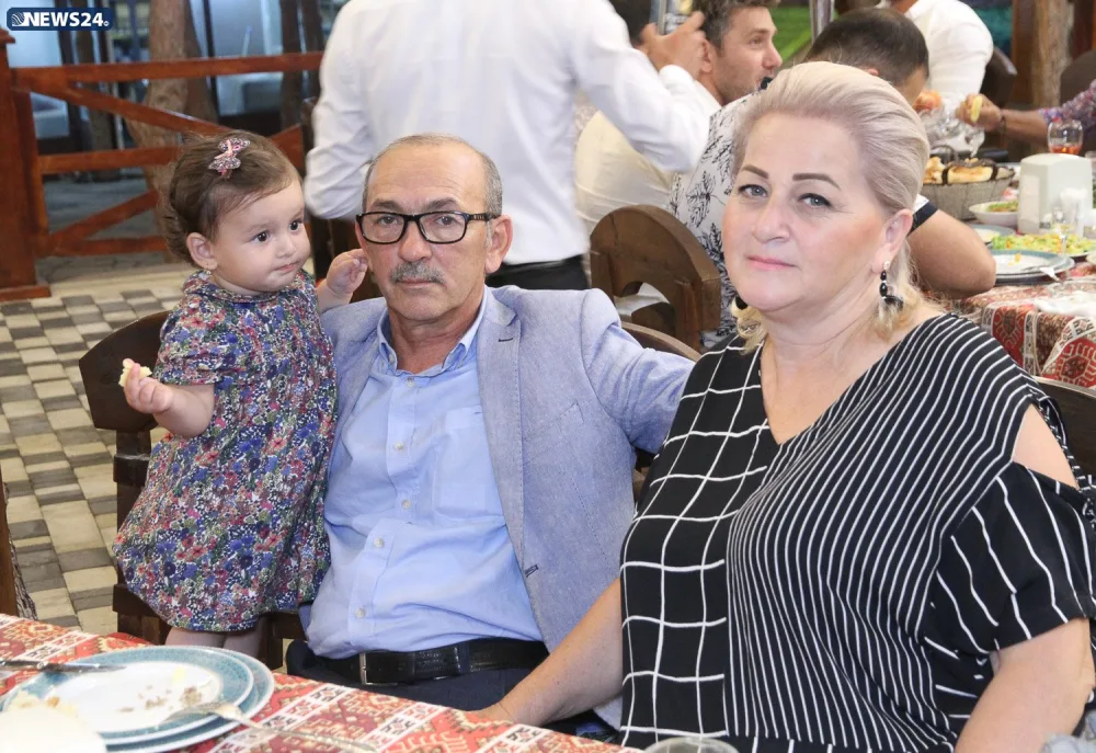 Zümrüd bir vur-çatlasın etdi ki... - AD GÜNÜNDƏ YAŞANANLAR - FOTO - VİDEO
