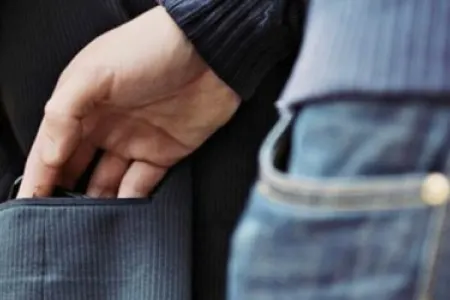 Keçmiş məhbus, cibgir saxlanıldı - Bu dəfə 1500 manat oğurladı