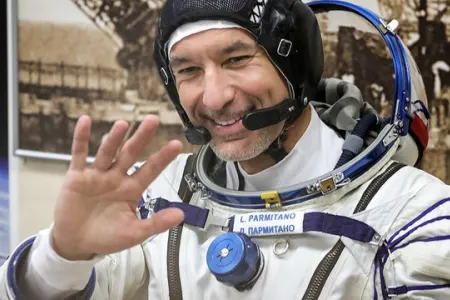 İtalyan astronavtı kosmosdan - KONSERT VERƏCƏK