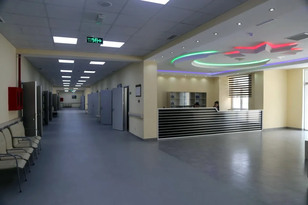 Müdafiə nazir cəbhəboyu zonada - FOTOLAR