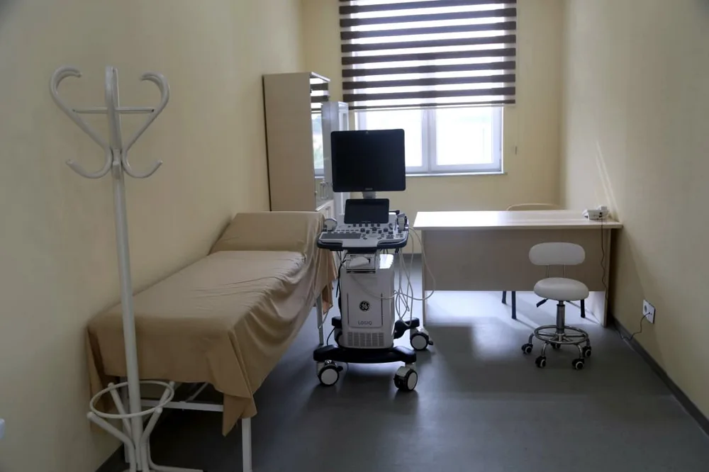 Müdafiə nazir cəbhəboyu zonada - FOTOLAR