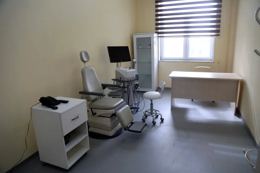 Müdafiə nazir cəbhəboyu zonada - FOTOLAR