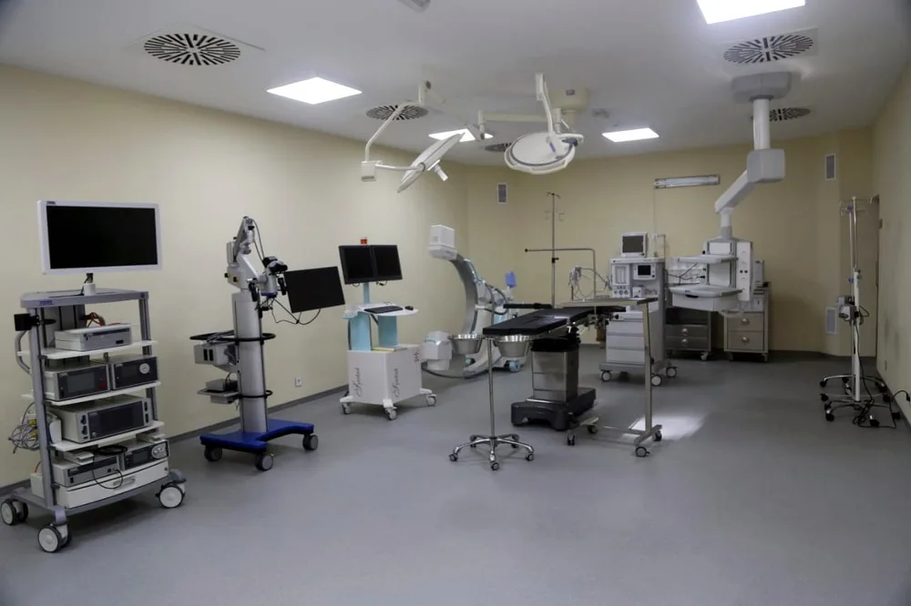 Müdafiə nazir cəbhəboyu zonada - FOTOLAR