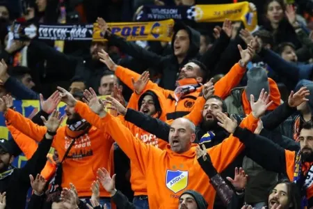 APOEL hesabı açdı