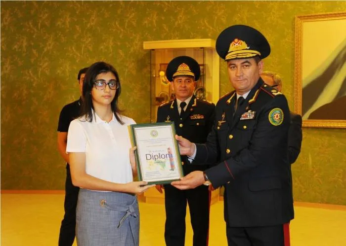 “Sərhəd­lərimizin keşiyində” yazı - müsabiqə - FOTO