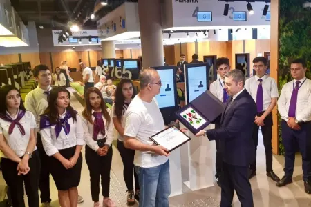 DOST mərkəzinə 25 000-ci - MÜRACİƏT