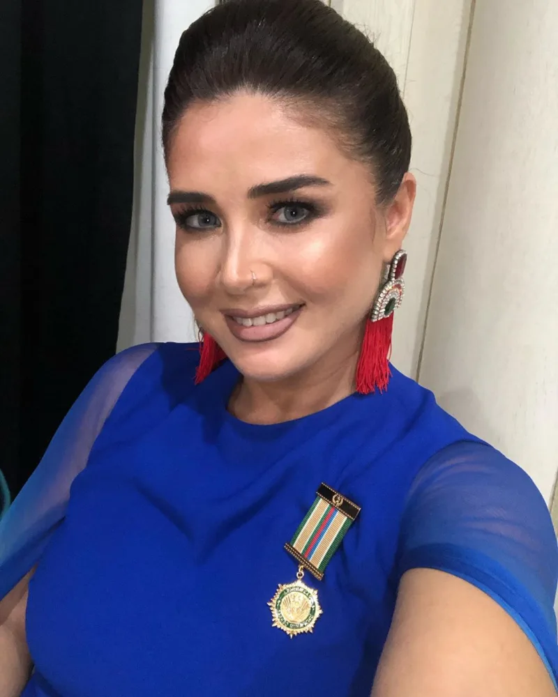Elnarə medalla təltif olundu - FOTO
