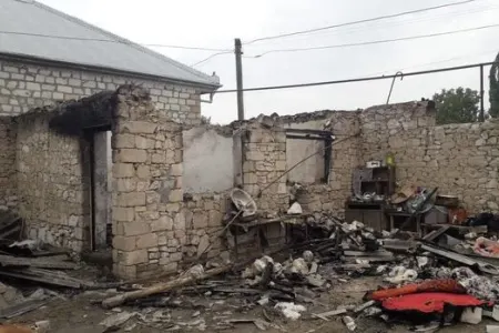 DİN və Baş Prokurorluq Şəmkirdəki yanğınla bağlı məlumat yaydı