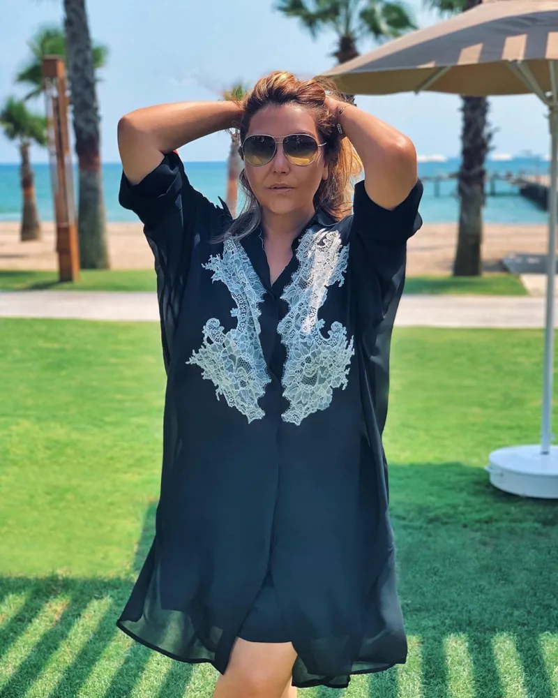 Zülfiyyə Xanbabayeva istirahətdə - FOTOLAR