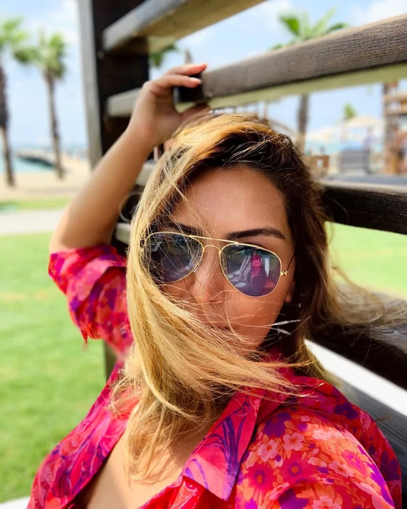 Zülfiyyə Xanbabayeva istirahətdə - FOTOLAR